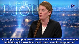 🎥[ZOOM] Femmes libérées, vraiment ? Anne Trewby présidente du mouvement Les Antigones et co-auteur de “Femmes, réveillez-vous !” vient briser un tabou : le féminisme ment aux femmes. - "Le couple n'est plus conçu comme une unité mais comme deux individus qui s'associent sur du plus ou moins long terme" ZOOM à retrouver sur TVL : https://i.mtr.cool/ibuobjytef | TV Libertés