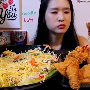 33K views · 884 reactions | First time cooking my own Pancit Canton! Let me know how I can improve on my recipe, and feel free to share your recipe in the comments!  Also enjoying a side of Jollibee's Spicy Chickenjoy! #mukbang #recipe #recipes #cooking #pancit #pancitcanton #noodles #noodleslover #filipinofood #pinoyfood #jollibee #fastfood #foodie #eatingshow #asmr | Peggie Neo | Facebook