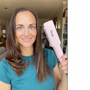 🔥✨Le Titane. The Long awaited Titanium Flat Iron is here! http://t.langehair.com/SH4gA ▪ Comes in two different sizes of plates: 1" or 1.75" ▪ Floating titanium plates with rounded edges ▪ Infrared Heat Strip ▪ Negative ion function ▪ Straightens in a single pass (no discount available right now, BUT you can use After Pay!) | Kelly Nordfelt