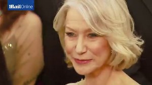 Helen Mirren glitters in sparkly gown at 2007 Oscars