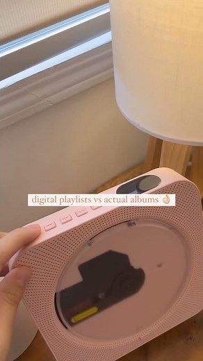 My kind of playlist 🎵👌🏼Featuring the Lennon 90s CD Player and Speak Now -Taylor's Version CD 🎀 Available only at www.benandbart.com #music #musiclover #taylorswift #swifties #vintage #retro | Ben & Bart