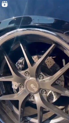 Our friend Kurt Mylar's Porsche with genuine HKIAIR equipment. How awesome is that!! @kurtmylar @hkiairsuspension - - - - #baggedporsche #hkiair #hkiairsuspension #airsuspension #airsuspensionspecialist | HKI Air Suspension