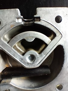 DeWalt D55141 compressor leaking air