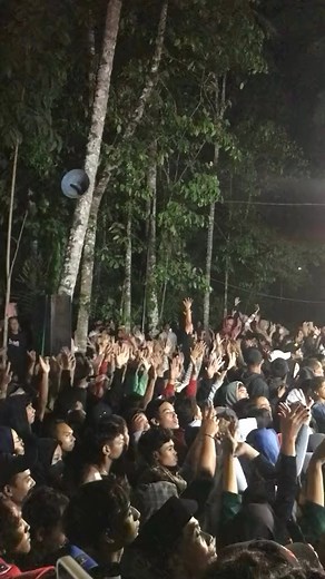 160K views · 2K reactions | Gayeng tenan lur, Video tiktok/@ngestirahayuofficial promo kopi temanggung -->https://shope.ee/3L3BvCmE5p | Kota Temanggung | Facebook