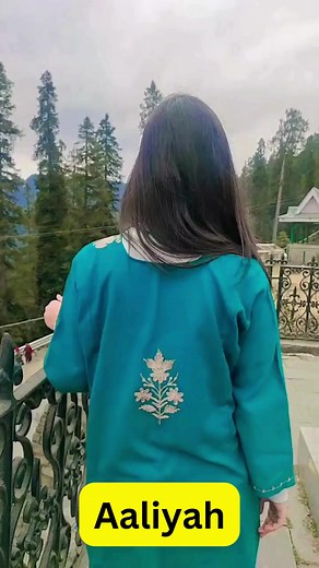 Pakistani lollywood model Aaliyah #pakistanfashion #actress #beautifull #style #models #fashion #pakistanifashion #aimodels #fashionindustry #instagrampakistan #beauty #lollywood #lollywoodworld #pakcelebrity #madeinpakistan #follow #actress #repost | Lollywood