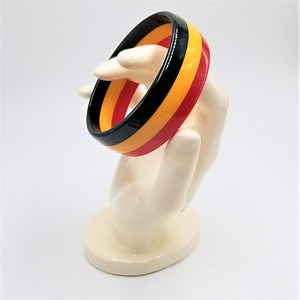 Vintage Genuine Bakelite Laminate "red White and Blue" Bangle Bracelet - Etsy