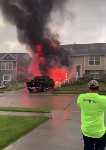 When shooting fireworks goes wrong! How dumb can you be? #fbreel #fbviralreel #fbtrending #4thofJuly #fireworks #fyp | Willie Mae Lampkin-Stokes