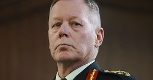 What did the government know about allegations against Vance?