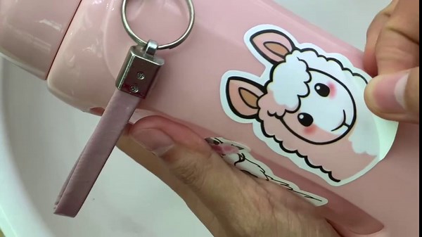 100pcs Cute Anime Dinosaur Graffiti Vsco Vinyl Stickers，Hand Account Book Water Bottle Stickers, Aesthetic Anime Art Stickers，DIY Laptop Anime Stationery Stickers,Teens Kids Girls Stickers