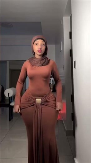 Big Booty chocolate model #music #dance #model #youtubeshorts