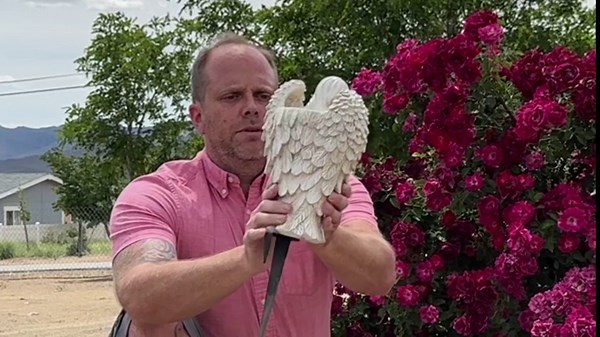 Cemetery Flower Vase for Fresh/Artificial Flowers-White Angel Statues with Spikes-Headstones for Graves,Outdoor Cemetery Decorations,Angel Gifts for Loss of Loved One