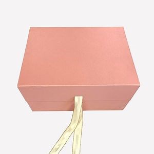 [Hot Item] Hot Sale Paper Cardboard Box Packaging Folding Gift Custom Paper Box with Ribbon