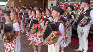 81K views · 1.8K reactions | KOLLÁROVCI- hudobná skupina on Reels | Facebook