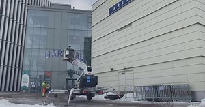 Hartwall Arenan nimikyltit otettiin pois Helsingin areenasta – katso kuvat ja video historiallisesta hetkestä