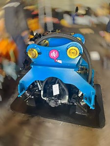[Hot Item] Excavator Flat Plate Compactor with Optimalweight Distribution