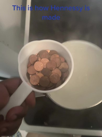 18k FOLLOWERS ! #fyp #fypシ #fypage #fypシ゚viral #fydongggggggg #fa #lol #henny #drinkers #drunk #foryou #foryoupage #screammovie