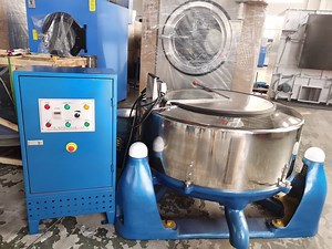 [Hot Item] 130kg Large Capacity Automatic Centrifugal Extractor Laundry Extracting Machine with Inverter and Lid