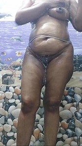 Tamil Bath , Tamil Ponnu Filthy Converse Parunga Love Parthy Panunga | Hotntubes.com