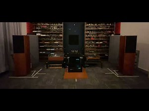 梅小琴 , Roger E40a Amp, McIntosh MCD 7000 Cdp, Harbert HL-S8 Speaker