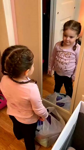 Pumpkin patch photo shoot! Which one is your favorite？？ #photoshoot #boo #pumpkinseason #cutetoddler | Vikki