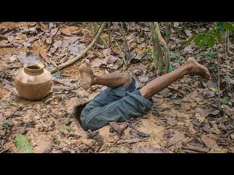 Build the Most Secret Hidden Underground Tunnel House In Deep Jungle