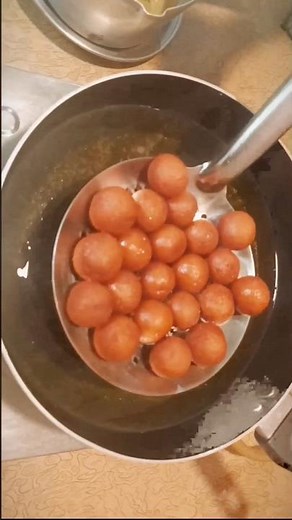 viral Bread ke gulab jamun | gulab Jamun recipe | how to make gulab jamun using spoiled milk