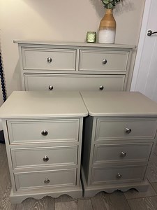 Three Piece Solid Wood Bedroom Furniture Set - Expertly Finished in a Modern Neutral Tone With Silver Drawer Pulls - Etsy UK