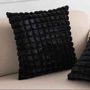 [Hot Item] Polyester Faux Fur Cushion of Throw Pillow Gift Sofa Cover Sleeping Mat