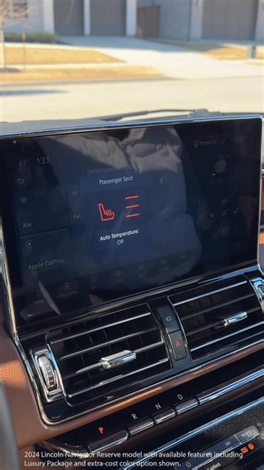 Designed with space for all, the Lincoln #Navigator SUV is your expertly crafted partner. | Lincoln