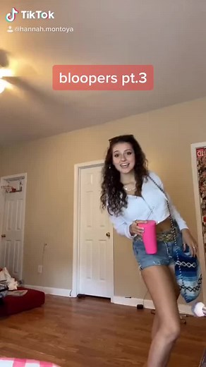 behind the scenes of my tiktoks LMAOO #foryou #foryoupage #fyp #newjerseyaunt #bloopers