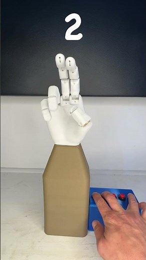Robot hand countdown 🚀 💥 #3dprinted