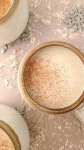 Looking for a quick and easy Christmas neighbor gift? This snowman soup recipe comes together in minutes and is a fun and festive way to spread holiday cheer. Just add hot water to this white hot cocoa mix and you have a creamy, comforting warm drink for those cold winter nights! RECIPE: https://ohsweetbasil.com/snowman-soup-easy-neighbor-christmas-gift-video/ #hotchocolate #whitechocolate #hotcoco #hotcocomix #hotcocorecipe | Sweet Basil