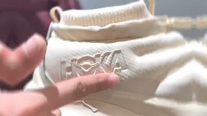 Kaha 2 FROST MOC GTX了解一下 保暖穿搭我全都要来看HOKA这款 让你一键Get五环体育 秋冬必备 HOKA