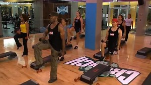 Join us TONIGHT at 6 PM for CHISEL Use weights and calisthenics to sculpt and shape muscles. TAG a FRIEND to invite them to be your guest for FREE! #CRUNCHDeltona | Crunch Fitness