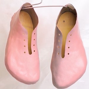 This guy made cool roller skates for his girlfriend! | 5-Minute Crafts Play