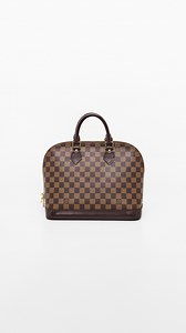 CS0003680 Damier Ebene ALMA PM Price: RM2,xxx ☎️WhatsApp: https://labrandcs.wasap.my 📍Showroom: 126-G-5, 126 Metro Genting Klang, Genting Klang Road, 53300 Setapak, Kuala Lumpur. 🌐Website: www.labrand.my 100% Authentic, FREE Shipping, and Cash/ Credit Card installment Images are taken by Labrand photography team. We are not affiliated with the brands featured here. All images with trademark are property of the respective owner. | La Brand 二手名牌包专卖店