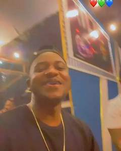 La légende Tresor Mputu Mabi et sa base s’enjaillent sur la chanson «m.enance» de l’artiste Fabregas Le Métis Noir😍 | Muzika Overt