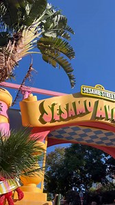 Estas son las 5 atracciones que no te puedes perder si vienes con peques esta Navidad 🤩🎠❄️ ¡Guárdate ese vídeo para tu próxima visita! 👆 | PortAventura World