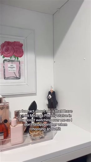 26K views · 87 reactions | Florals... for spring? Groundbreaking Credit: @emiliaciezadlo | St Frock | Facebook