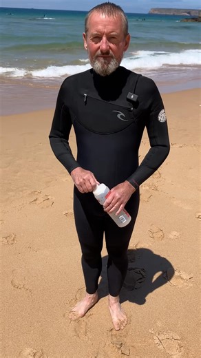 The fun continues in Portugal! 🇵🇹 It’s Day 4 on our first 2025 trip to Portugal and the stoke levels are high! We’re racking up the ocean time and the progress in our guests riding is clear to see across the board. 😊 Form total beginners to absolute shredders, everyone’s riding has gone up a notch or two the past few days. One of them is Chris from London. Check out what he has to say about the trip so far, not mention it’s one of the other guest birthdays today and we’re all celebrating that