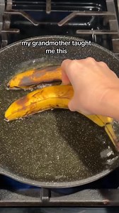 What happened if fry banana in a hot oil #viralrecipe #easyrecipeideas | Barely a Chef