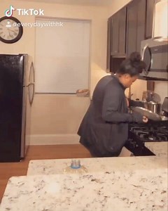 5.6K views · 284 reactions | Nothing says seduction more than butt smacks and Crisco Oil #throwbackthursday Who agrees??? ‍♀️ #throwback #50cent #everydaywithhk #candyshop #marriagegoals #blackcouples #blackloveexists | Everyday with H&K | Facebook