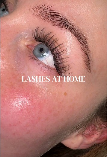 Oh they back 😍 #eyelashes #eyelashextensions #beauty #girlythings #girltok