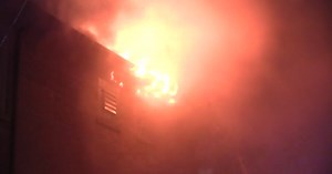 Fire rips through apartment building in Skokie
