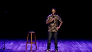 São Paulo, amanhã (sexta) volta "Tô Viajando" as 21hs no Teatro das Artes do Shopping Eldorado com piadas de alto nível como essa aqui... Ingressos no site www.fabiorabin.com.br , na Bio. Abriram as vendas também pra Angra dos Reis e Volta Redonda no meu site 😎🤘 #fabiorabin #toviajando #saopaulo | Fábio Rabin