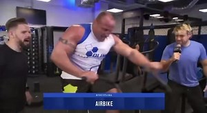 580K views · 3.5K reactions | Maszyna która już nie jednego zajeździła 﫣﫣﫣 #reklama | Mariusz Pudzianowski | Facebook