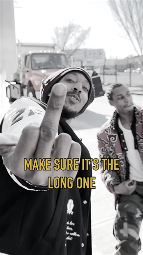 Rappers in Washington, DC rise up against 🧊 and fαscιsm. 🎶: @Liberation Music Maker 🎤: @Oh!Naj The Artizt #hiphop #rapper #washingtondc #rap #rapper