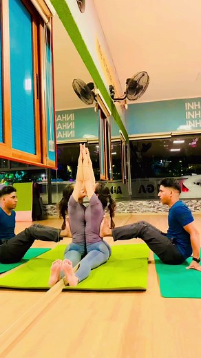 Backbend challenge with splits #shorts #reels #trendingnow #yogareels | Master Yoga