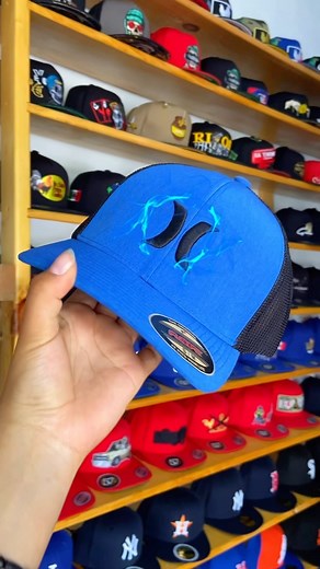 Hurley 🌊 Diferentes colores disponibles 🧢 Ventas de menudeo y mayoreo 🔥 Envíos a todo México y USA 🇲🇽🇺🇸 | Conte Caps