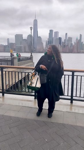 Day1 is off to a great start with @goldmansachs 🌟I am proud to be part of the newest cohort of the Black in Business program! #OMBWBlackInBiz! Every women I encountered was top tier!! | Sharvette Mitchell